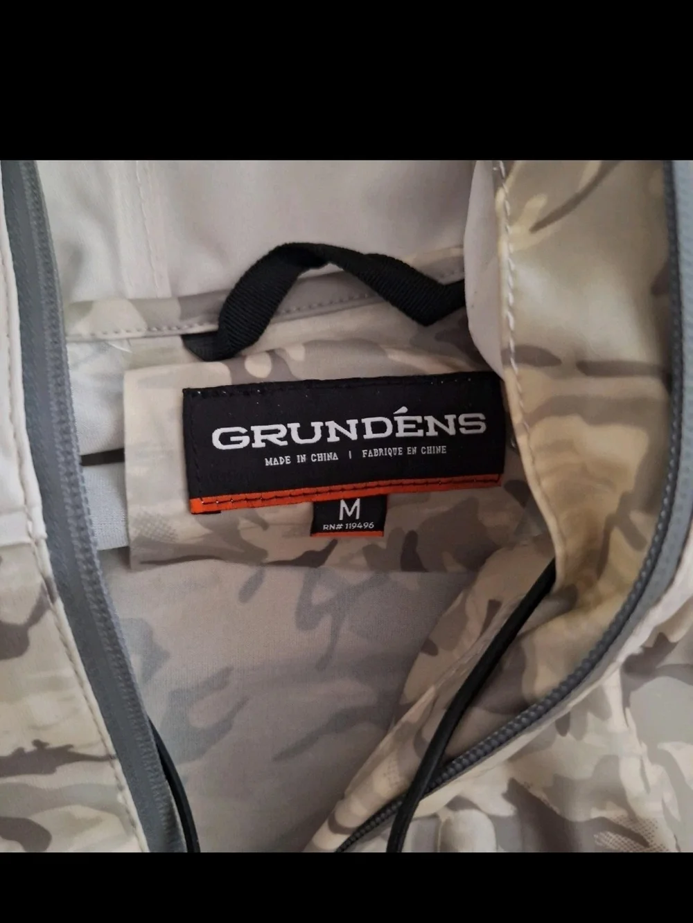Grundens Neptune Waterproof Fishing Suit Set Mens M Refraction Camo Jacket EUC